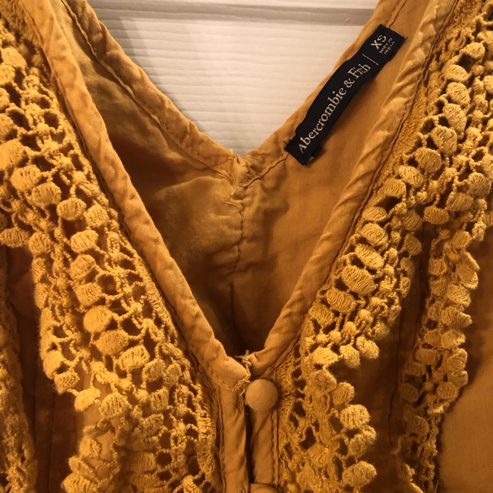 Mustard button blouse - Picture 3 of 3